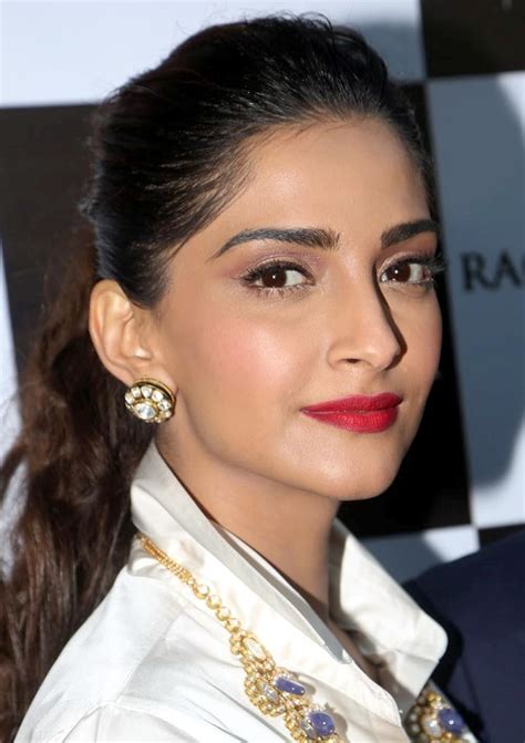 sonam kapoor fucking video|Sonam Kapoor Porn Videos .